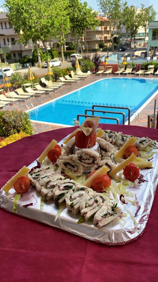 Hotel Prestigio 체제나티코 외부 사진