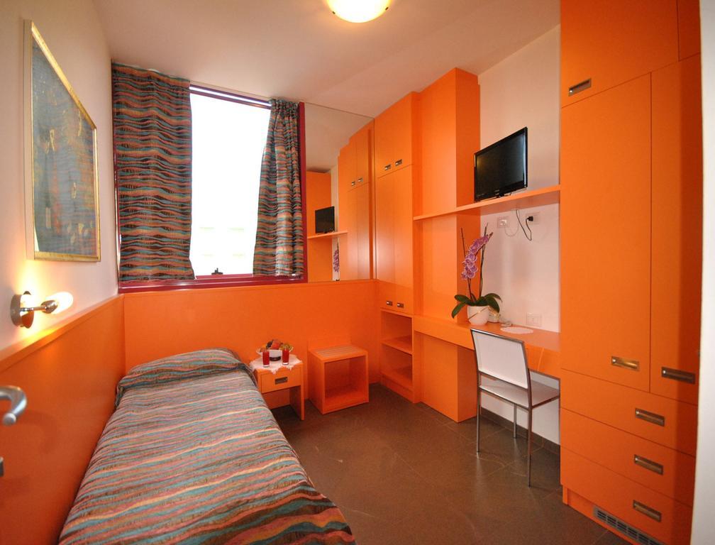 Hotel Prestigio 체제나티코 외부 사진